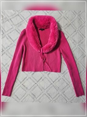 Love Tree Faux Fur Fuzzy Magenta Pink Cowl Neck Ribbed Pullover Sweater | Size L